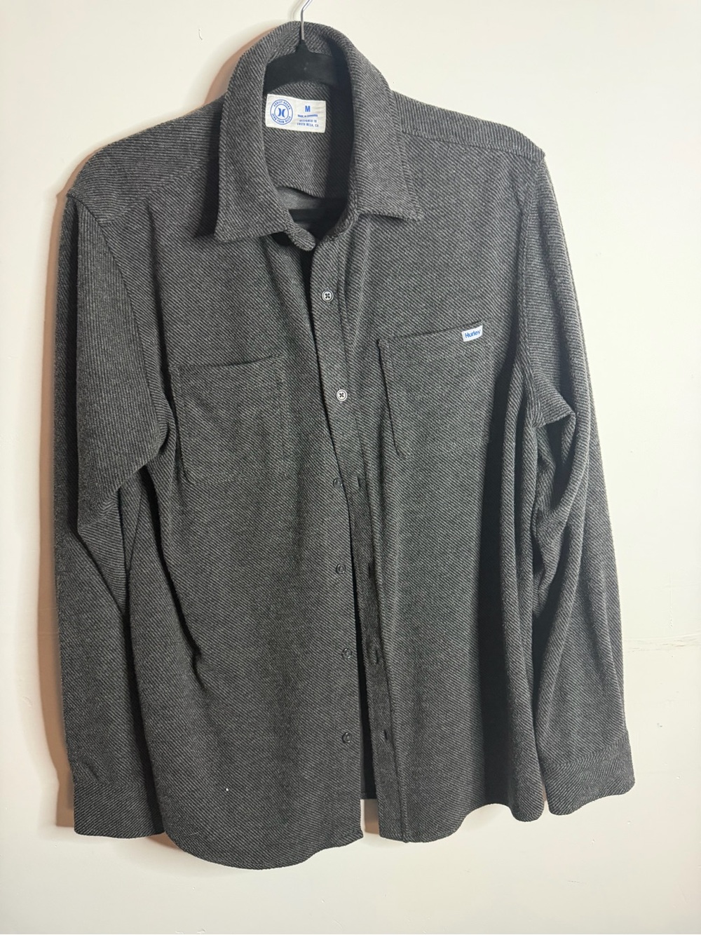 Hurley Men's Button-Down Shirt — Charcoal Gray